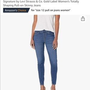 Signature by Levi Strauss & Co. Women's Totally Shaping Pull-on Skinny Jeans
